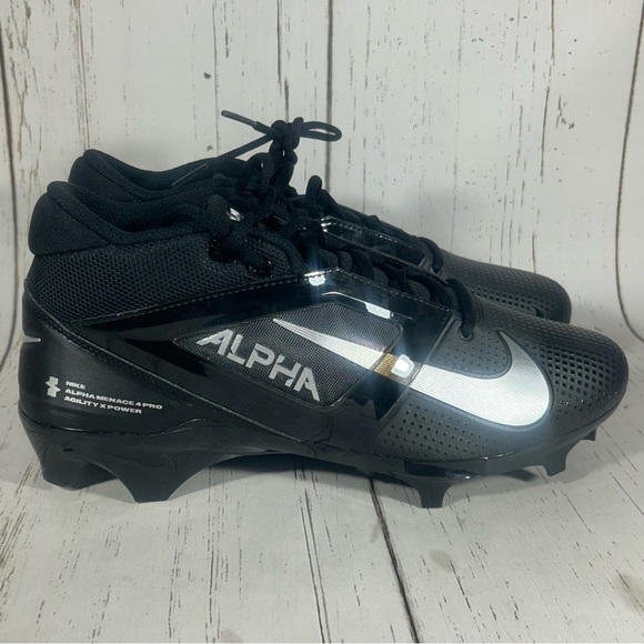 Nike Alpha Menace 4 Pro Black Football Cleats Mens Size 10 FD7037-002 - Picture 1 of 8
